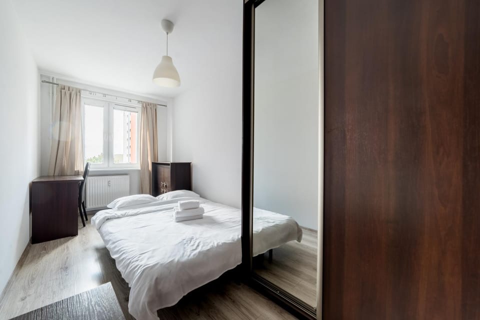 Bed, Photo of the whole room, Bedroom, wardrobe