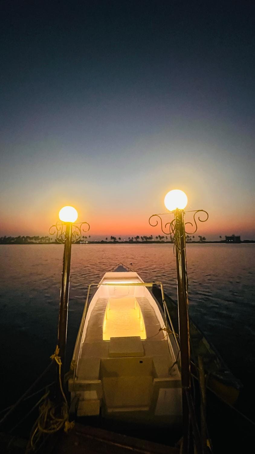 Natural landscape, Activities, Lake view, River view, Sunrise, Sunset