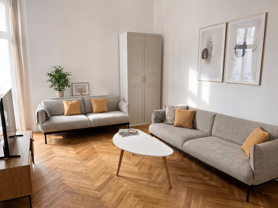 Living room, Seating area