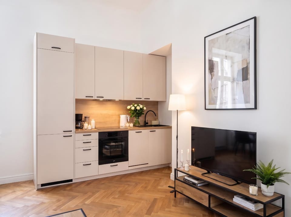 TV and multimedia, Kitchen or kitchenette, oven, pet friendly, stove