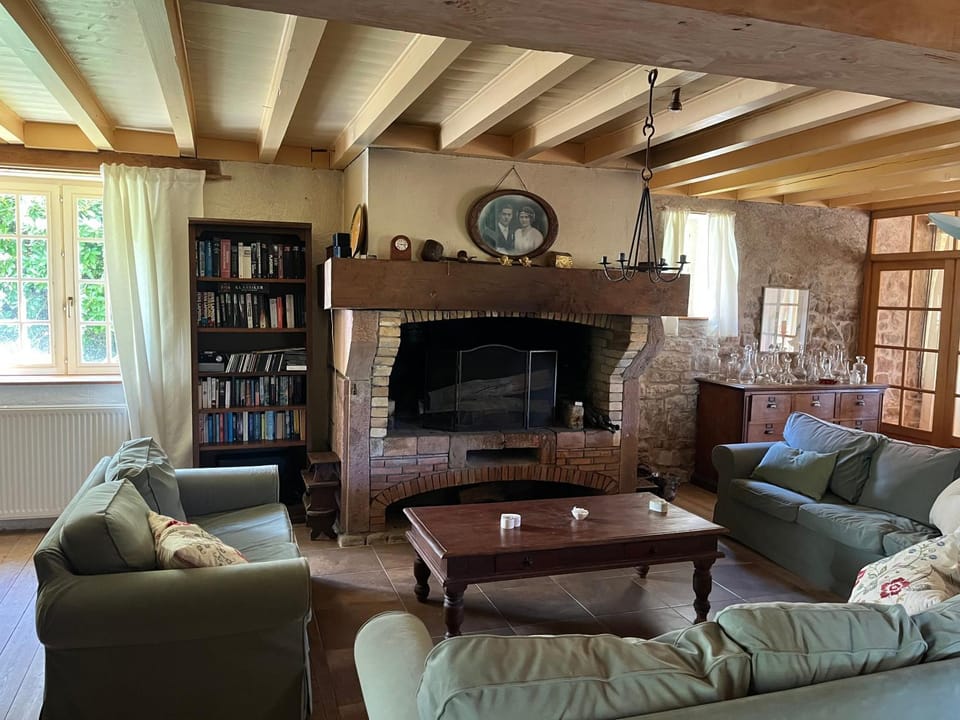 Property building, Living room