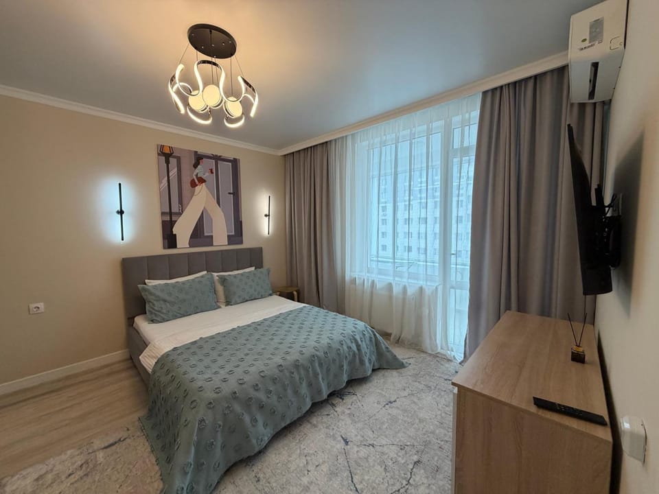 Bed, TV and multimedia, Bedroom, air conditioner