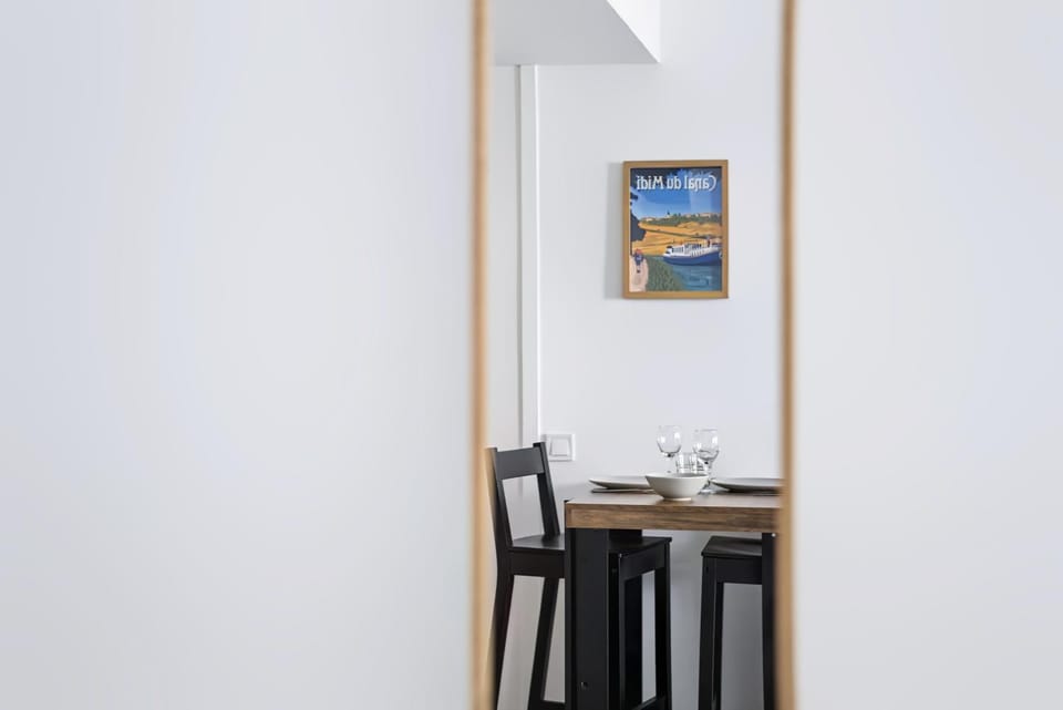 Decorative detail, Dining area