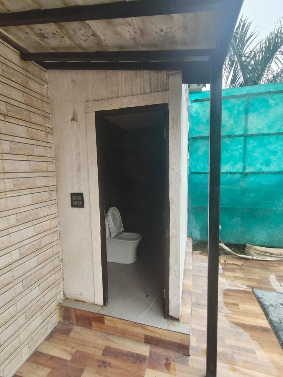 Gharonda Farm House Villa in Noida