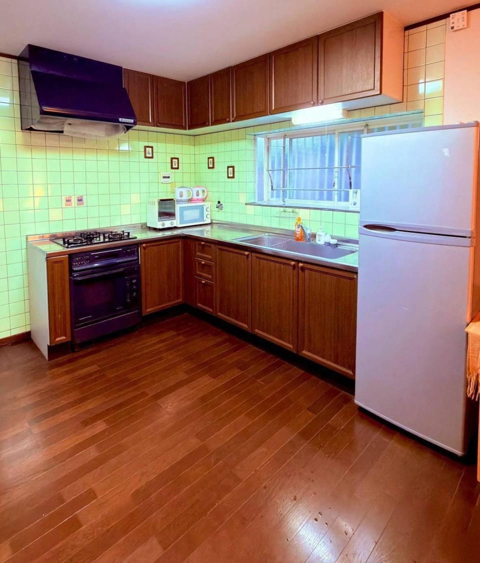 Kitchen or kitchenette, oven, stove