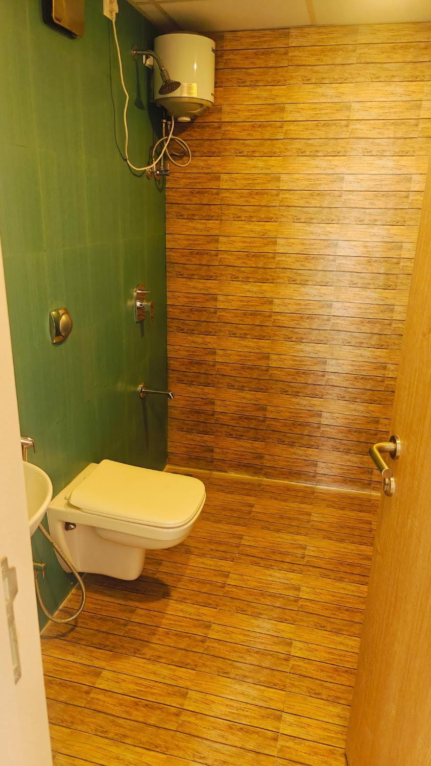 Rt Ac rm washroom Lodha crown kolshet on 16flr Apartment in Thane