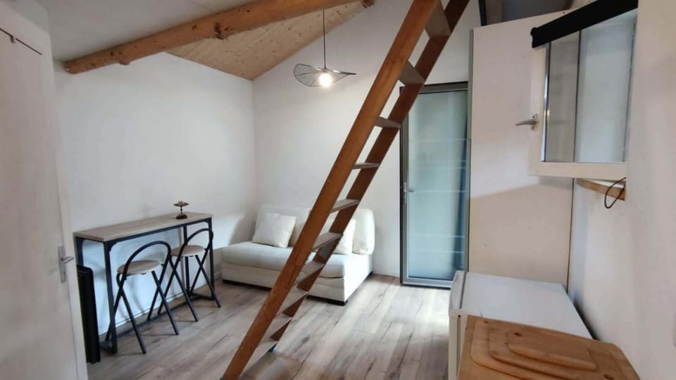 Studio proche Taizé Cluny Apartment in Bourgogne-Franche-Comté
