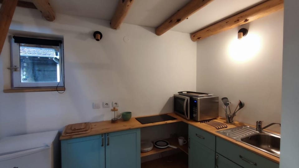 Studio proche Taizé Cluny Apartment in Bourgogne-Franche-Comté