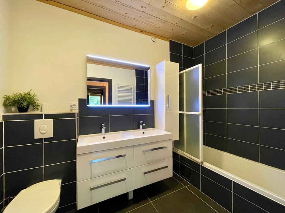 Bathroom, Bath