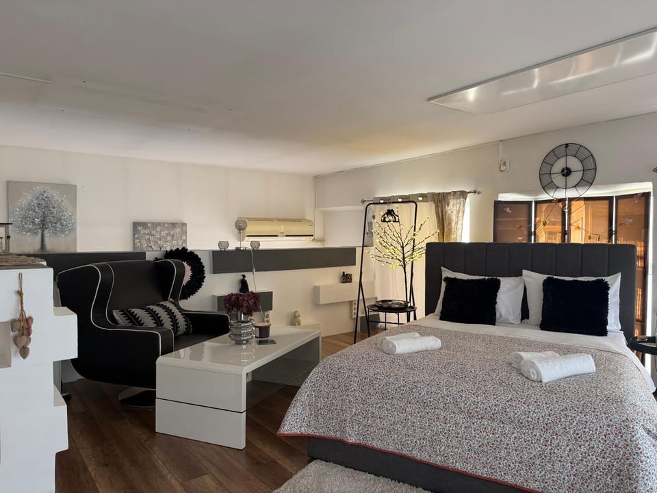 Cozy Urban Apartment in Romania