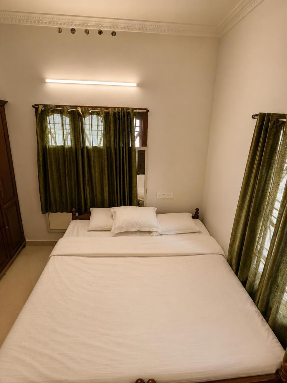 COMODITA HOMEs Bed and Breakfast in Kochi