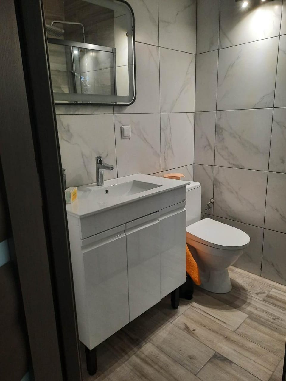 Toilet, Bathroom