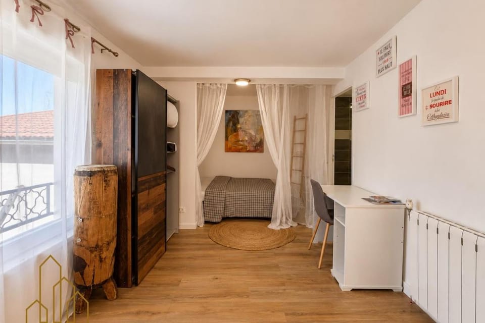 Le Charrondière - Parking gratuit, proche gare Apartment in Auvergne-Rhône-Alpes