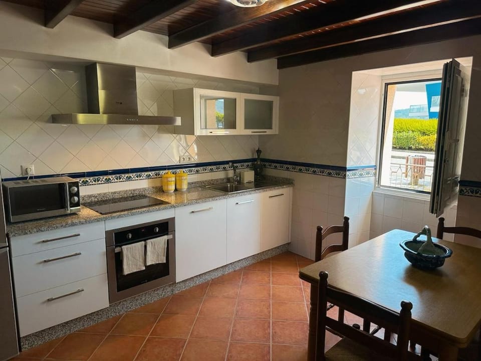 Casa con Encanto Frente a la Ría House in Galicia