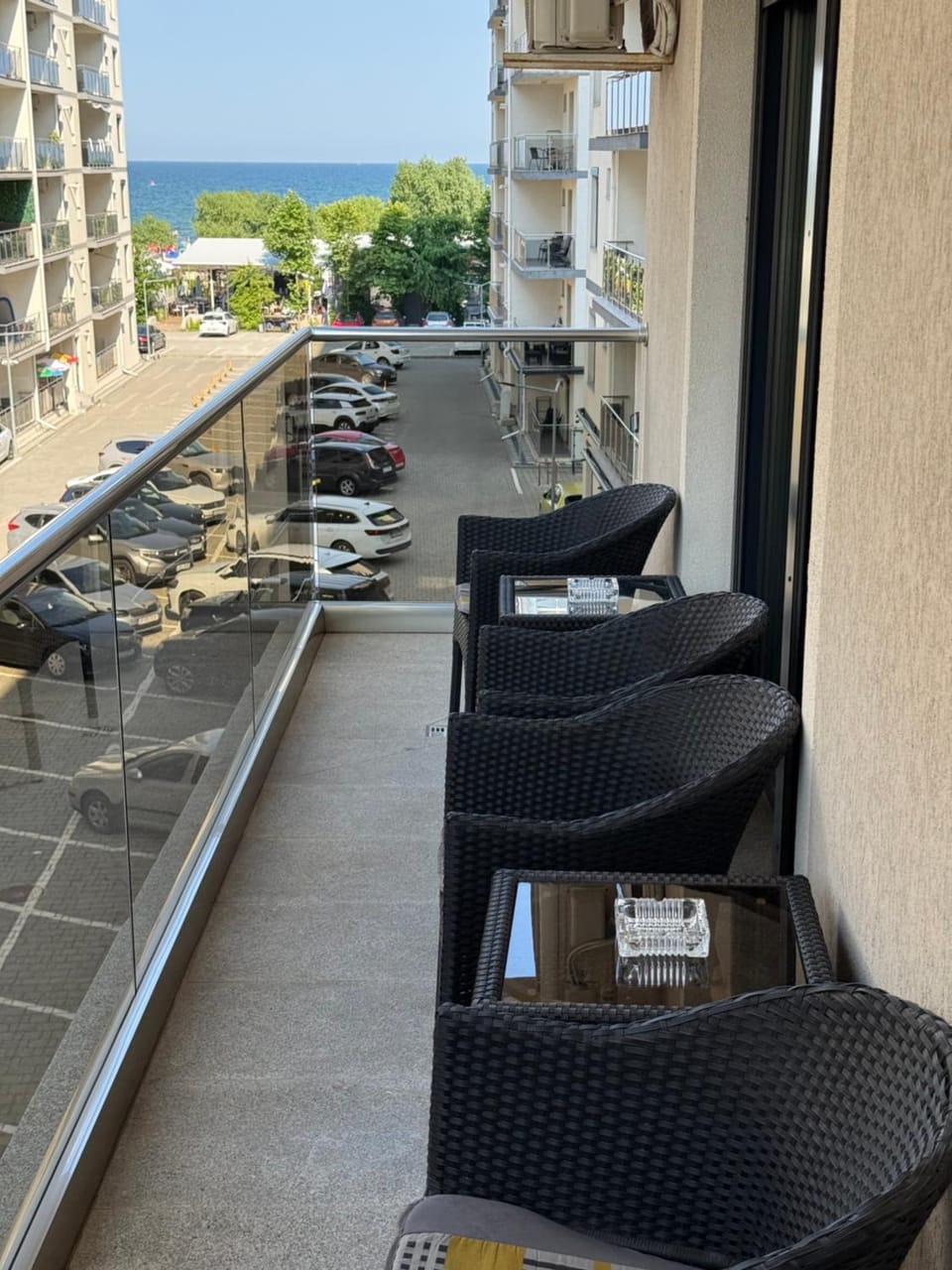 Calm Sea View Apartment in Constanța County