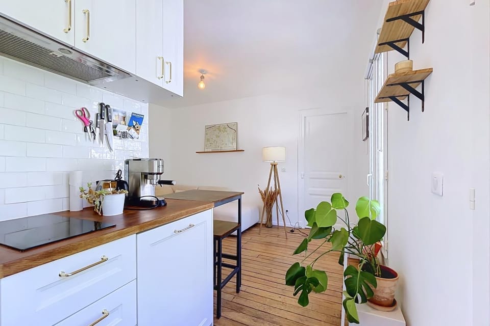 Charming flat near Père-Lachaise cemetery Apartment in Paris
