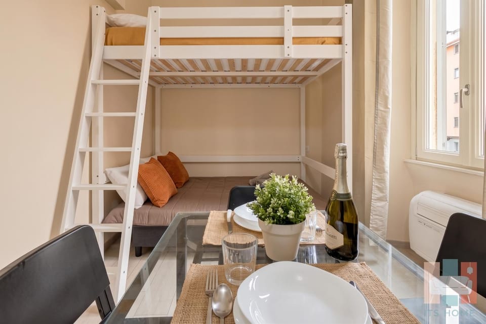 Moderno Monolocale Vicino ai Mezzi V7 Apartment in Milan
