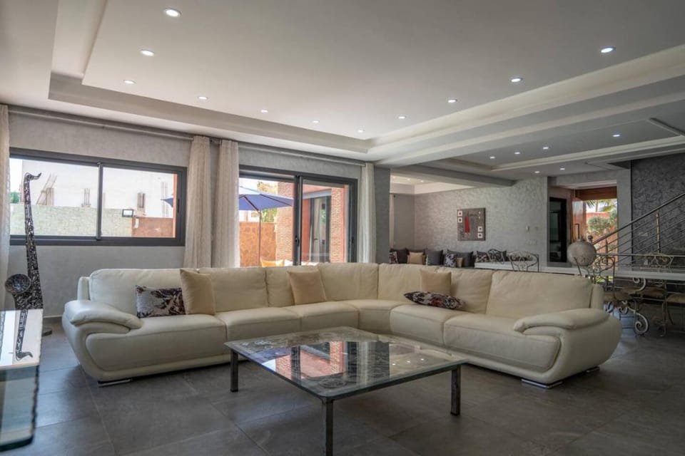Villa Nawel - 6 chambres - piscine - Fitness House in Marrakesh-Safi