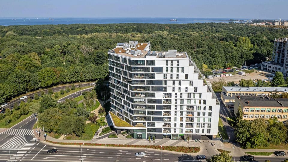 Property building, Location