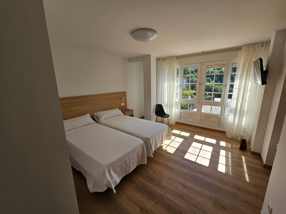 Hostal Residencia Mallo Bed and Breakfast in Galicia