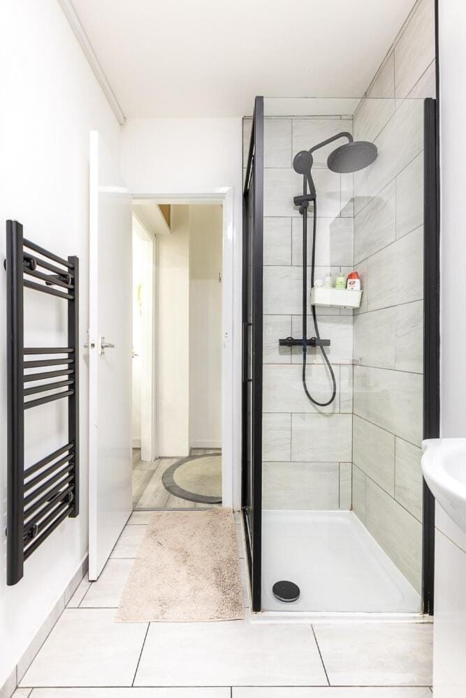 Cozy Central Studio Near Hyde Park Apartment in City of Westminster