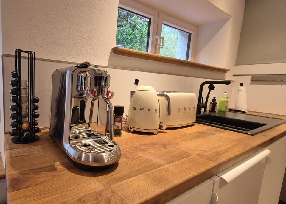 Coffee/tea facilities, Kitchen or kitchenette, toaster