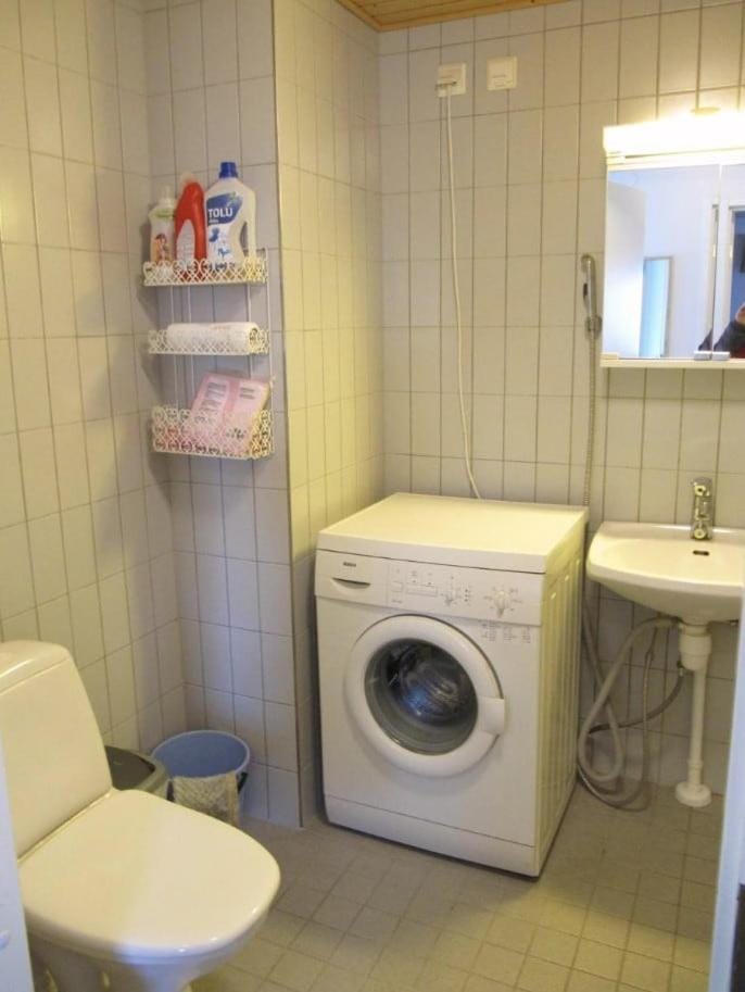Toilet, Bathroom, washing machine