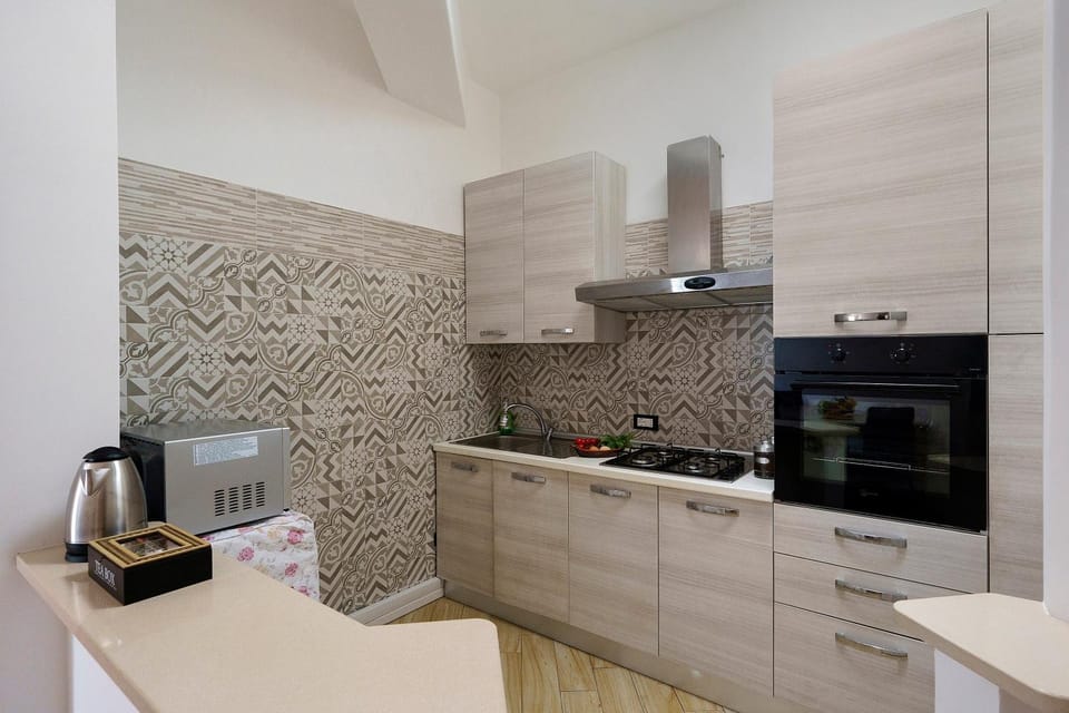 Kitchen or kitchenette, Living room
