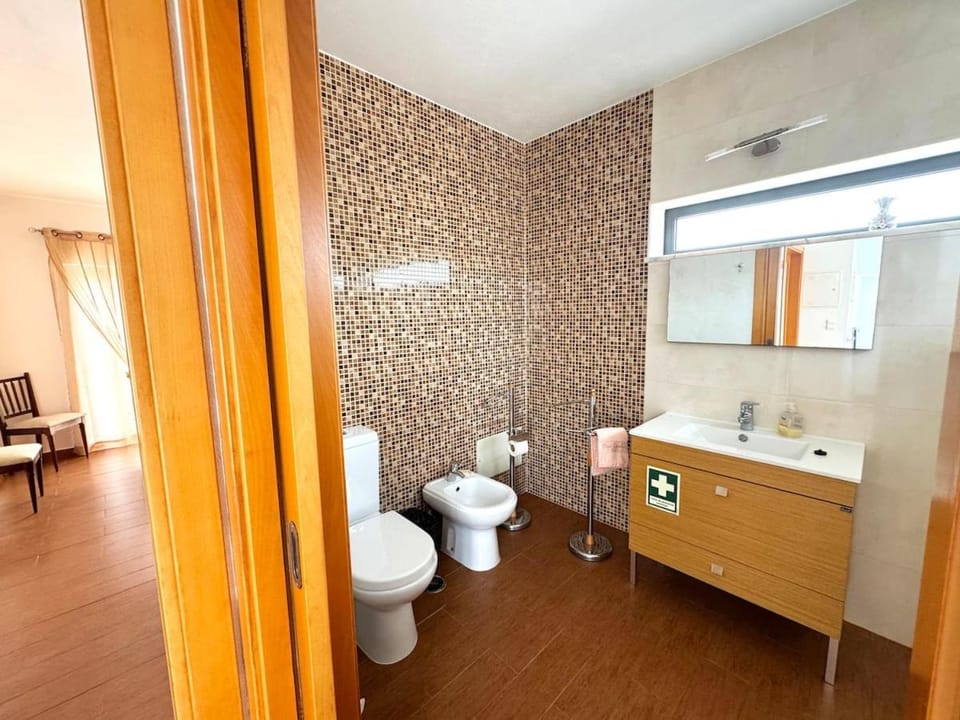Bathroom, bidet