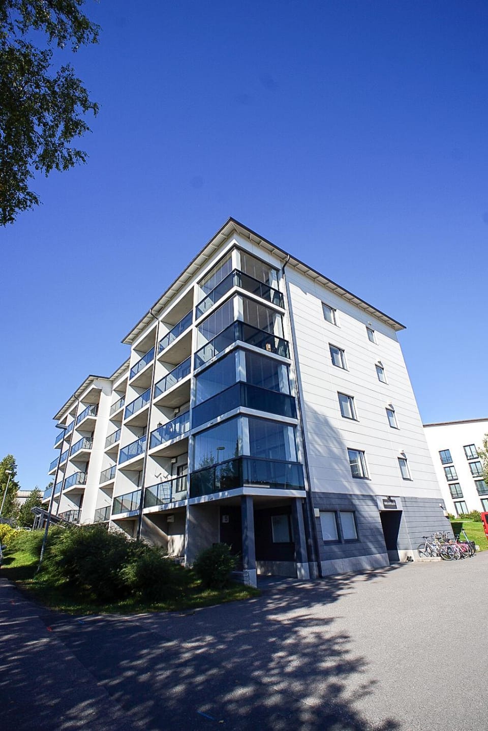 Property building, Day