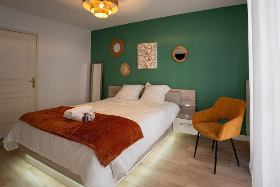 T3 7 pers avec balcon 15 min Lyon 5 min Doua Apartment in Villeurbanne