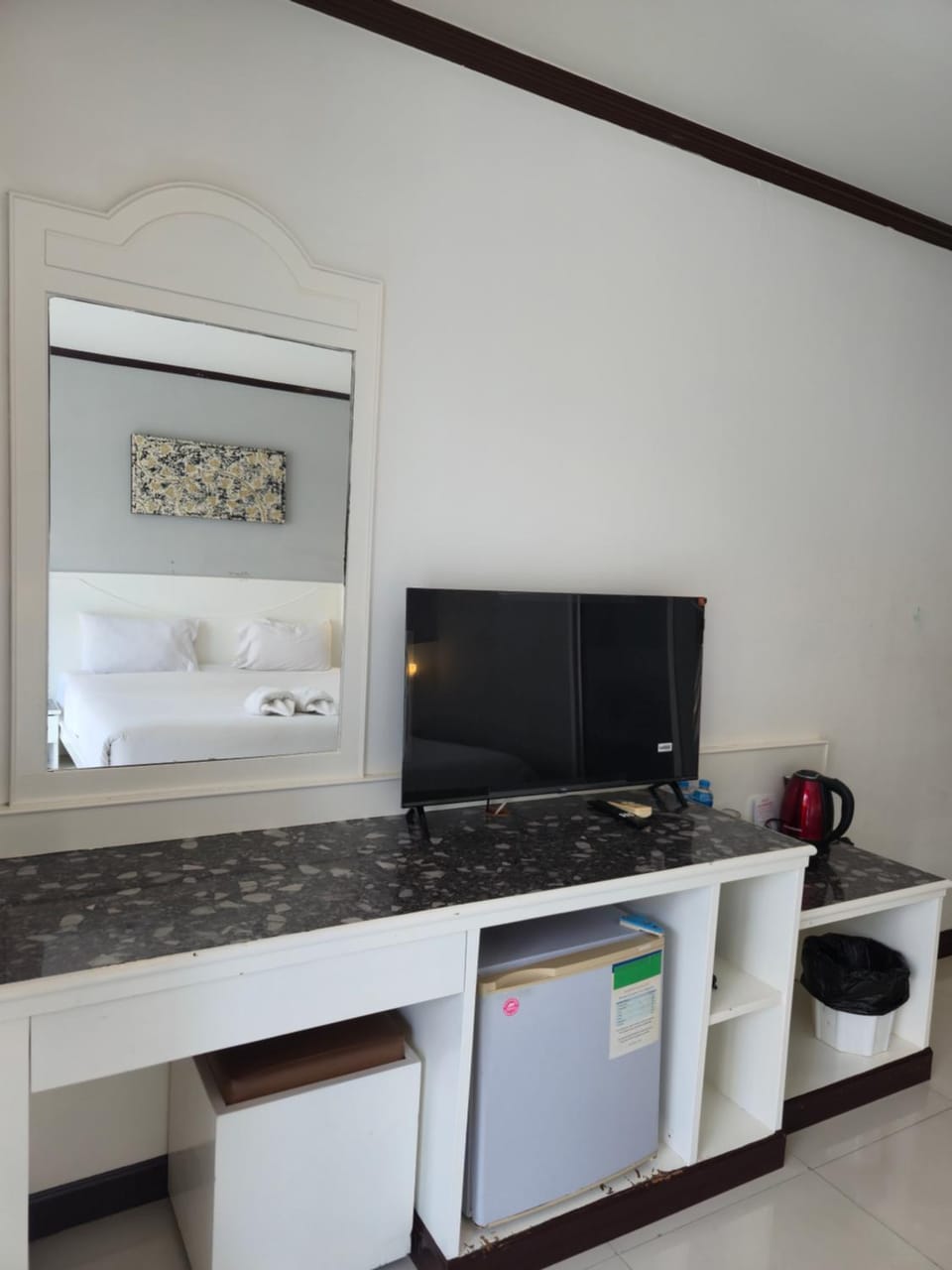 TV and multimedia, Bedroom