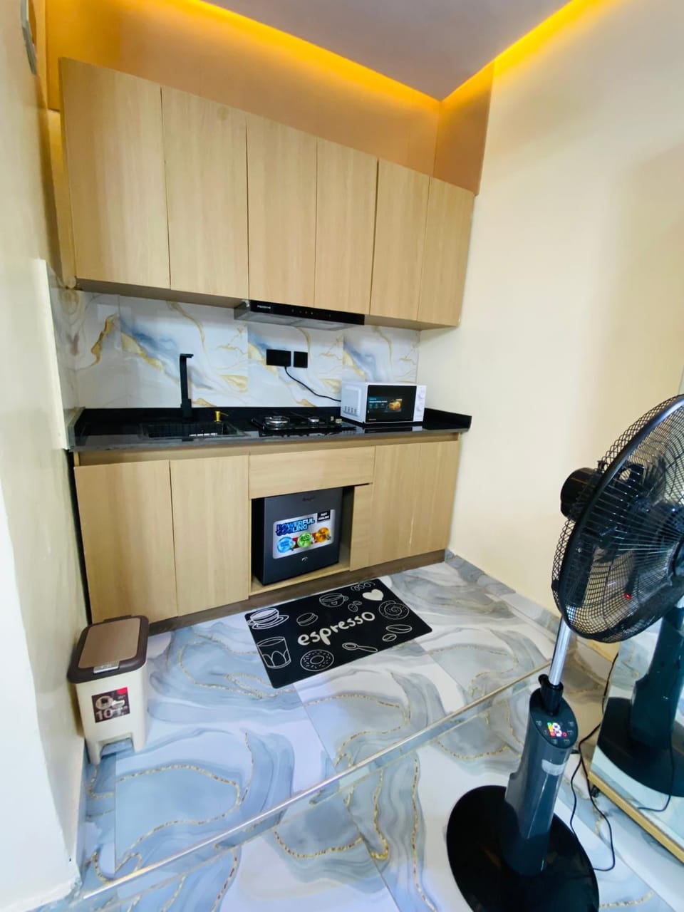 phoenix shortlet apartment Bed and Breakfast in Lagos