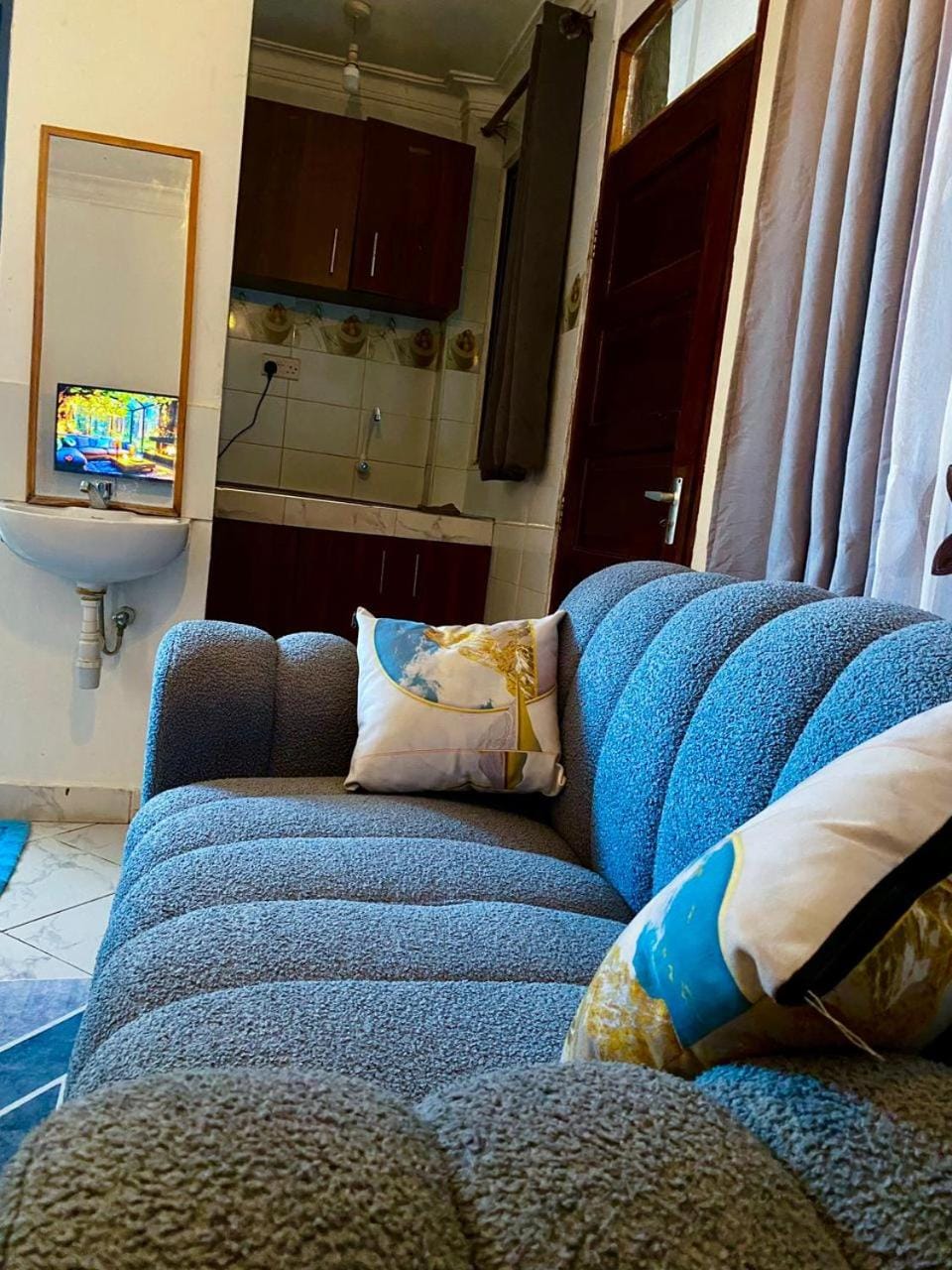 Bamburi Affordable Comfort Bedsitter- Masters Bed and Breakfast in Mombasa County