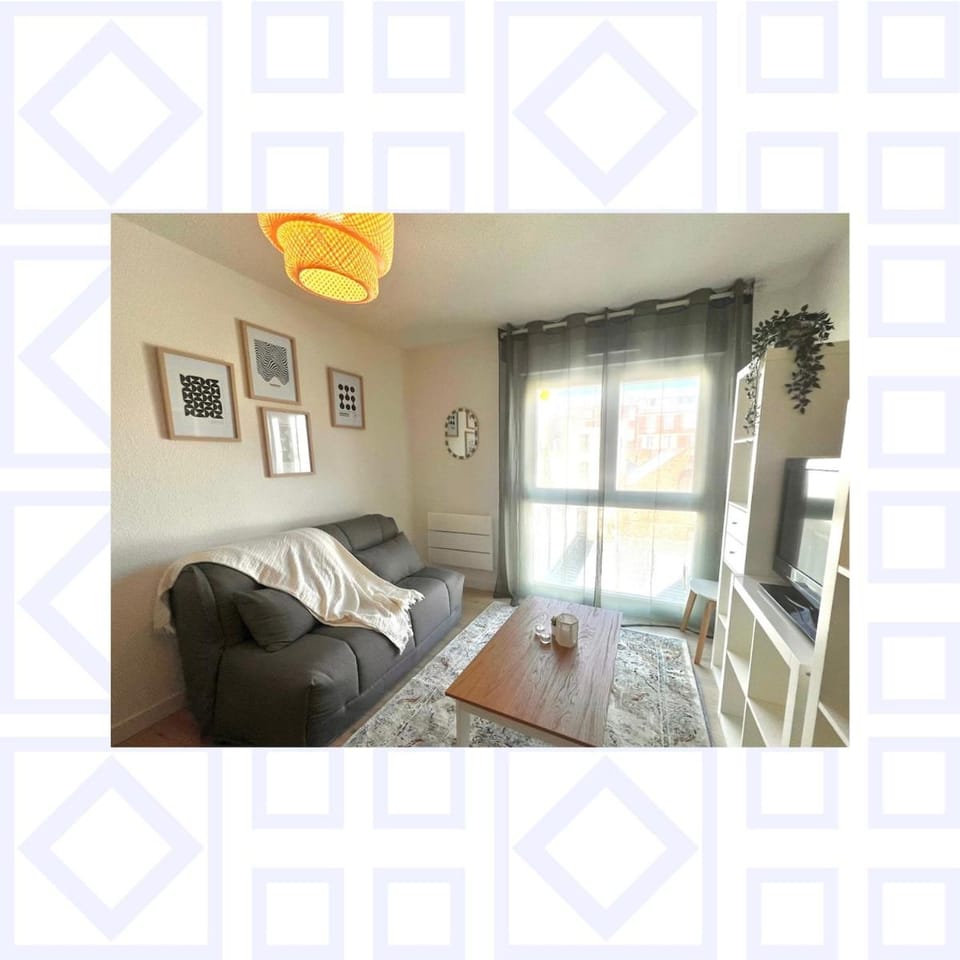Living room, Seating area, heating, storage