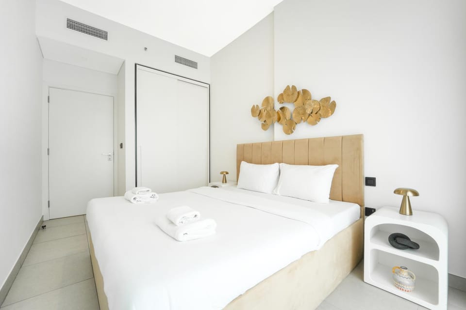 Bright & Stylish 2BR Retreat in Socio Dubai Hills Apartment in Dubai
