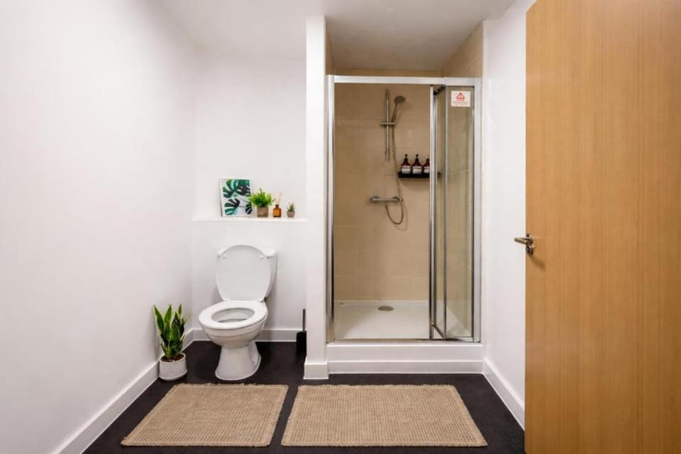 Bluebird Suites Manchester Suite 10 Apartment in Stretford