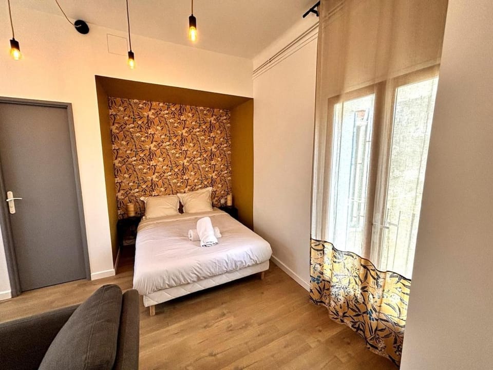 Le Cosy Nîmois – Studio chic Apartment in Nimes