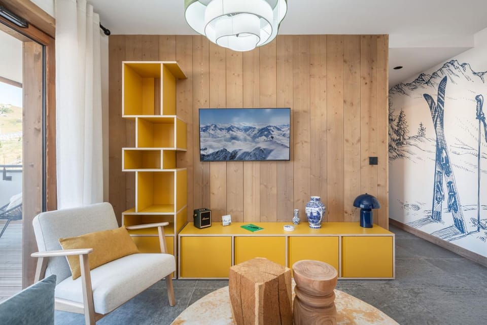 TV and multimedia, Living room, Seating area