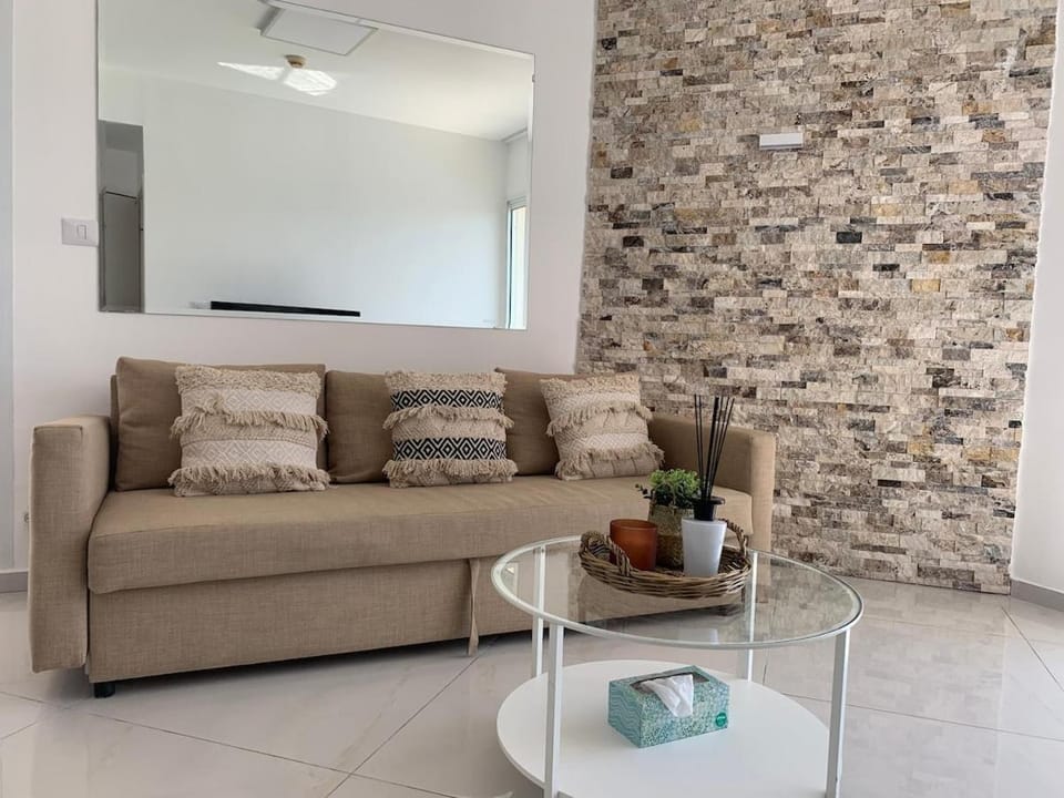 Seafront 1 Bedroom Apartment - Steps from Ashkelon Beach & Marina Apartment in South District