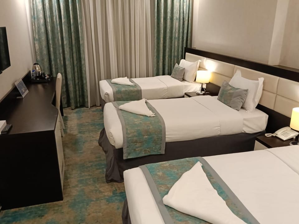 Open hotel Hotel in Mecca