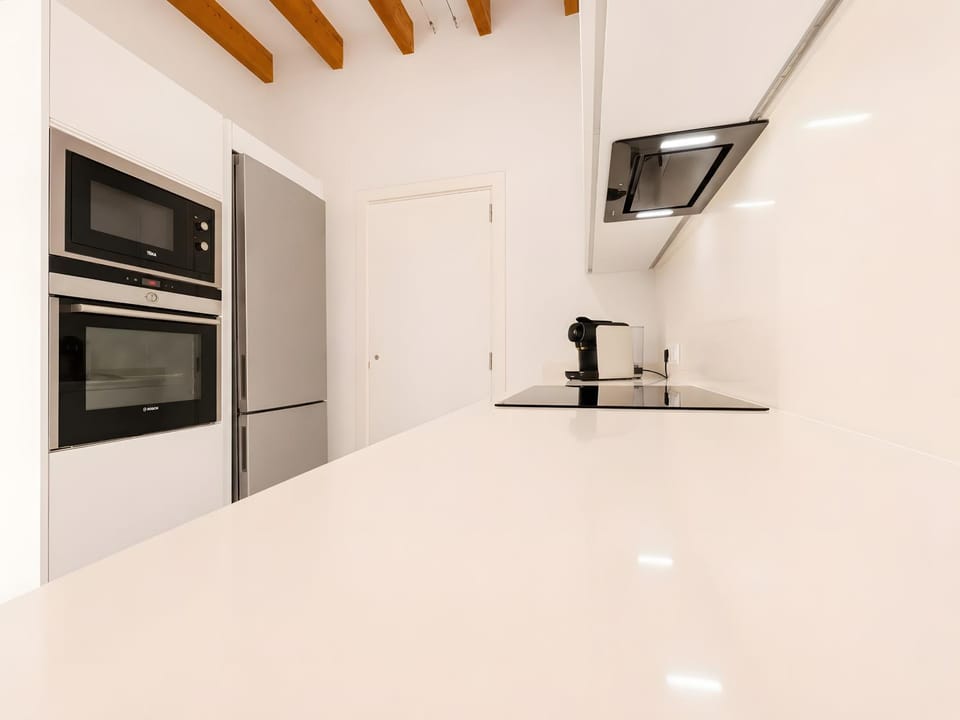Kitchen or kitchenette, Living room