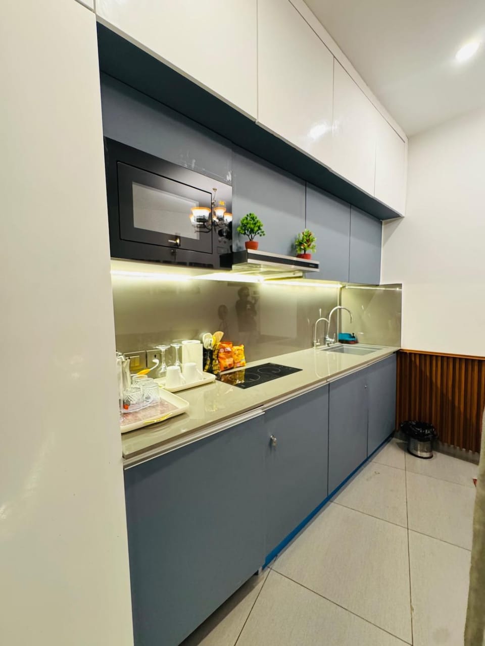 Adoii Homes Espresso Luxurious Supernova Stay Apartment in Noida