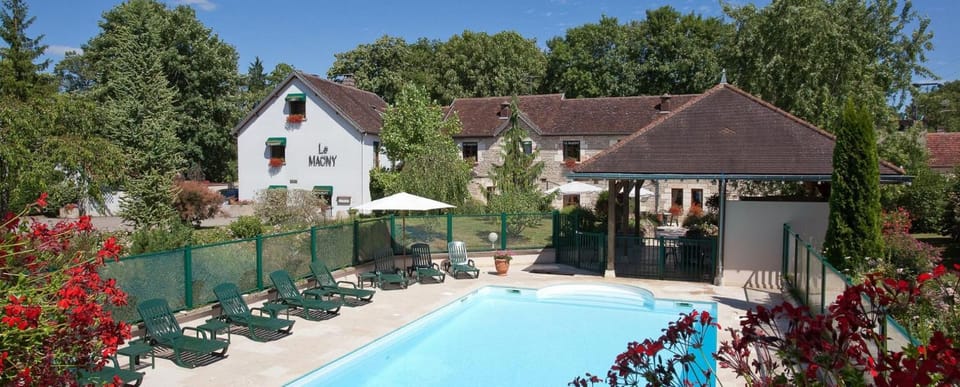 Logis Hôtel Le Magny Hotel in Grand Est