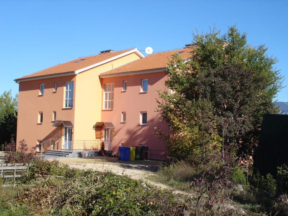 Property building, Bird's eye view