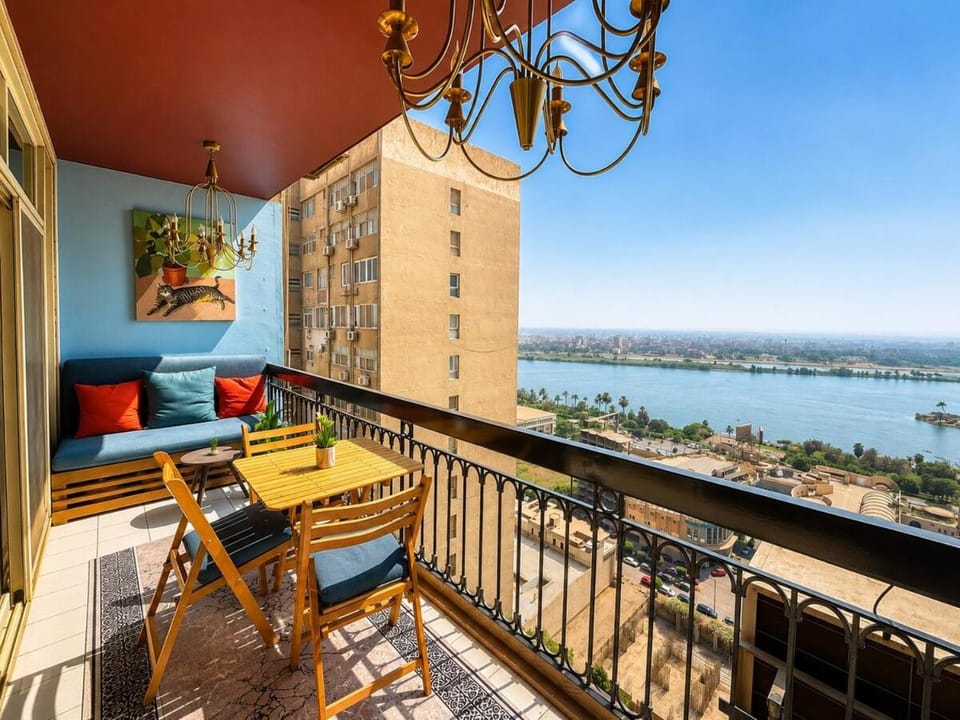 Nile Front 3BR Maadi Balcony & Stunning Views Jacuzzi in Select Units Apartment in Cairo Governorate