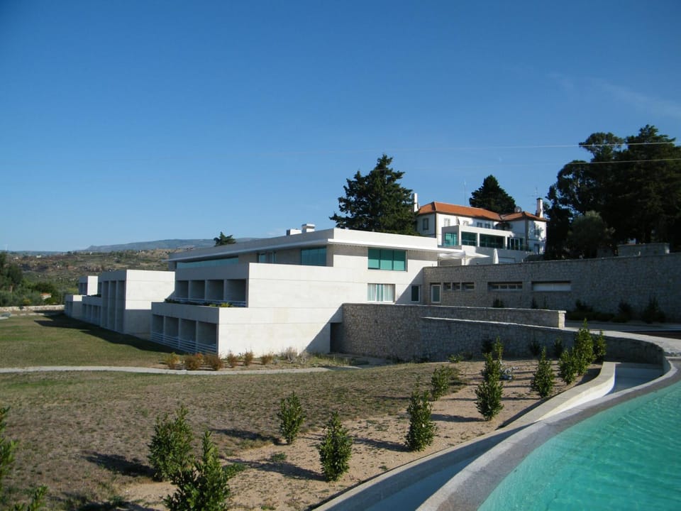 Property building, Facade/entrance, Swimming pool