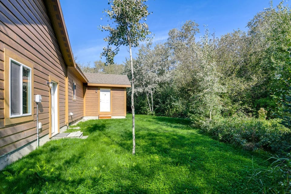 1 Mi to Dtwn Driggs! Secluded Escape w/ Yard House in Driggs