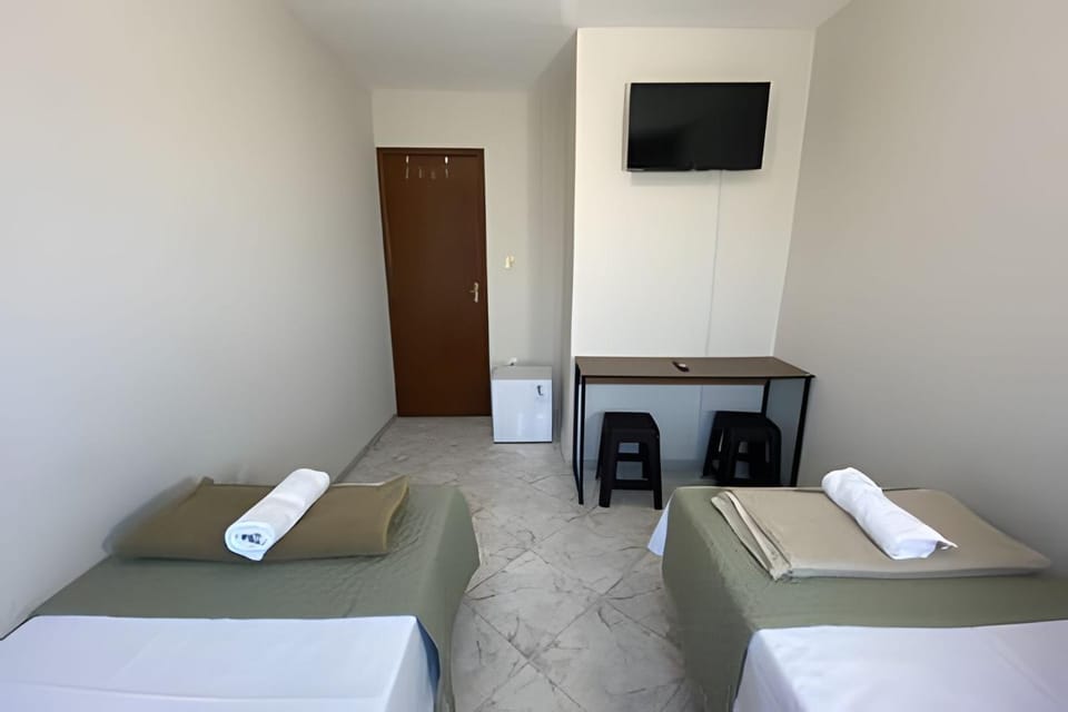 Pousada próximo ao Álvaro Alvim Bed and Breakfast in Campos