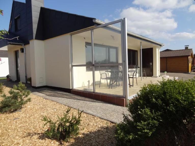 Malerische-Auszeit-direkt-am-See House in Butjadingen